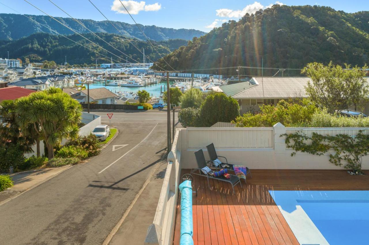 Fabulous Apartment With Private Spa Pool & Gym ピクトン エクステリア 写真